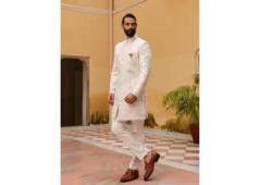 Best Wedding Dresses for Men Timeless & Trendy Looks